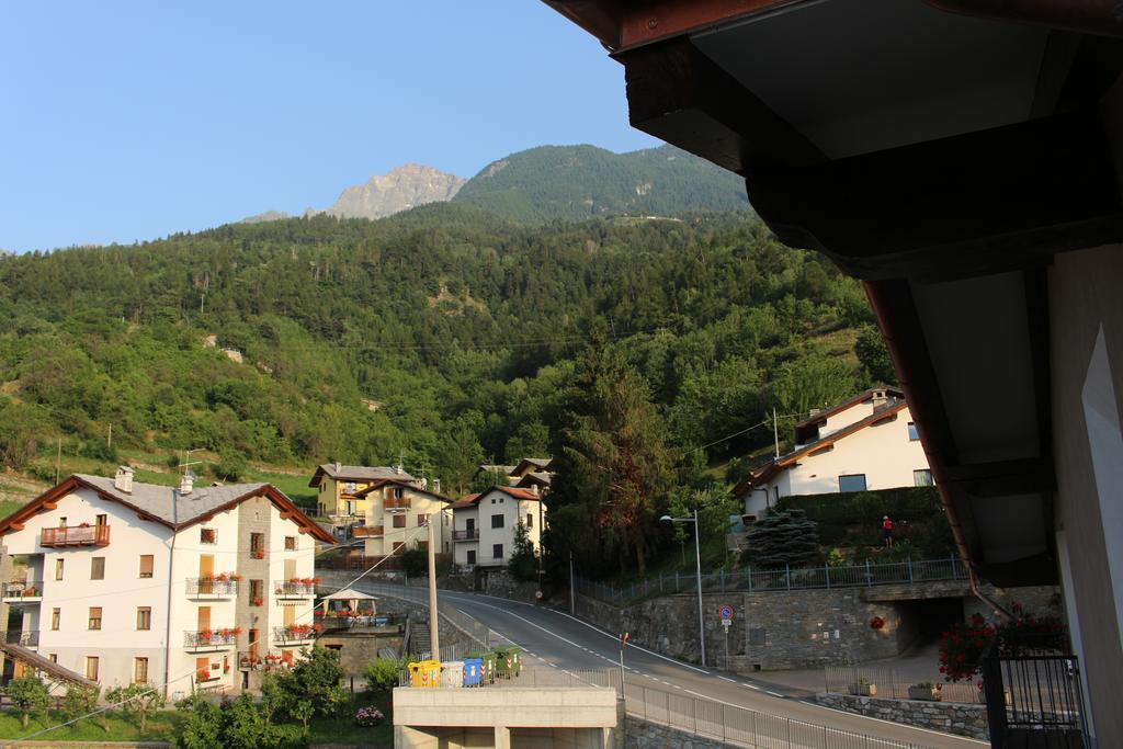 Monte Emilius Hotel Aosta Exterior foto